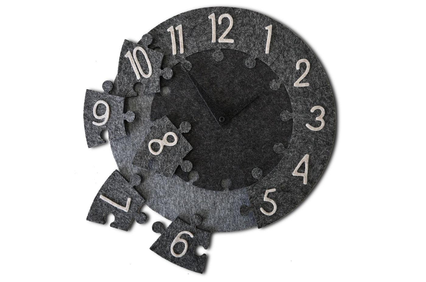 Tik Tak - Filz Lernpuzzle - Spieluhr in verschiedenen Farben, 100% Merinowolle, Kinderspielzeug, Motorikspiel - Kletterling – einfach Kind sein