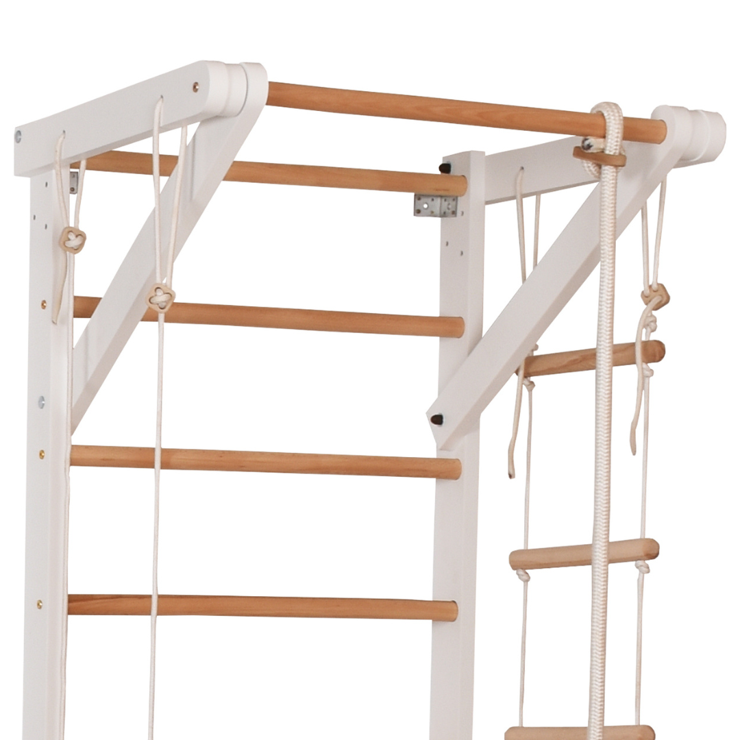 Kletterwand für die ganze Familie – Klettergerüst Indoor aus Holz mit Wand-Reck, Stange, Gymnastikringen, Kletterseil, schwe…