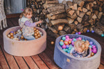 MeowBaby - Bällebad mit 250 Bällen in 90x30cm, Samt, Beige, Modell Teddy Bear - Kletterling – einfach Kind sein