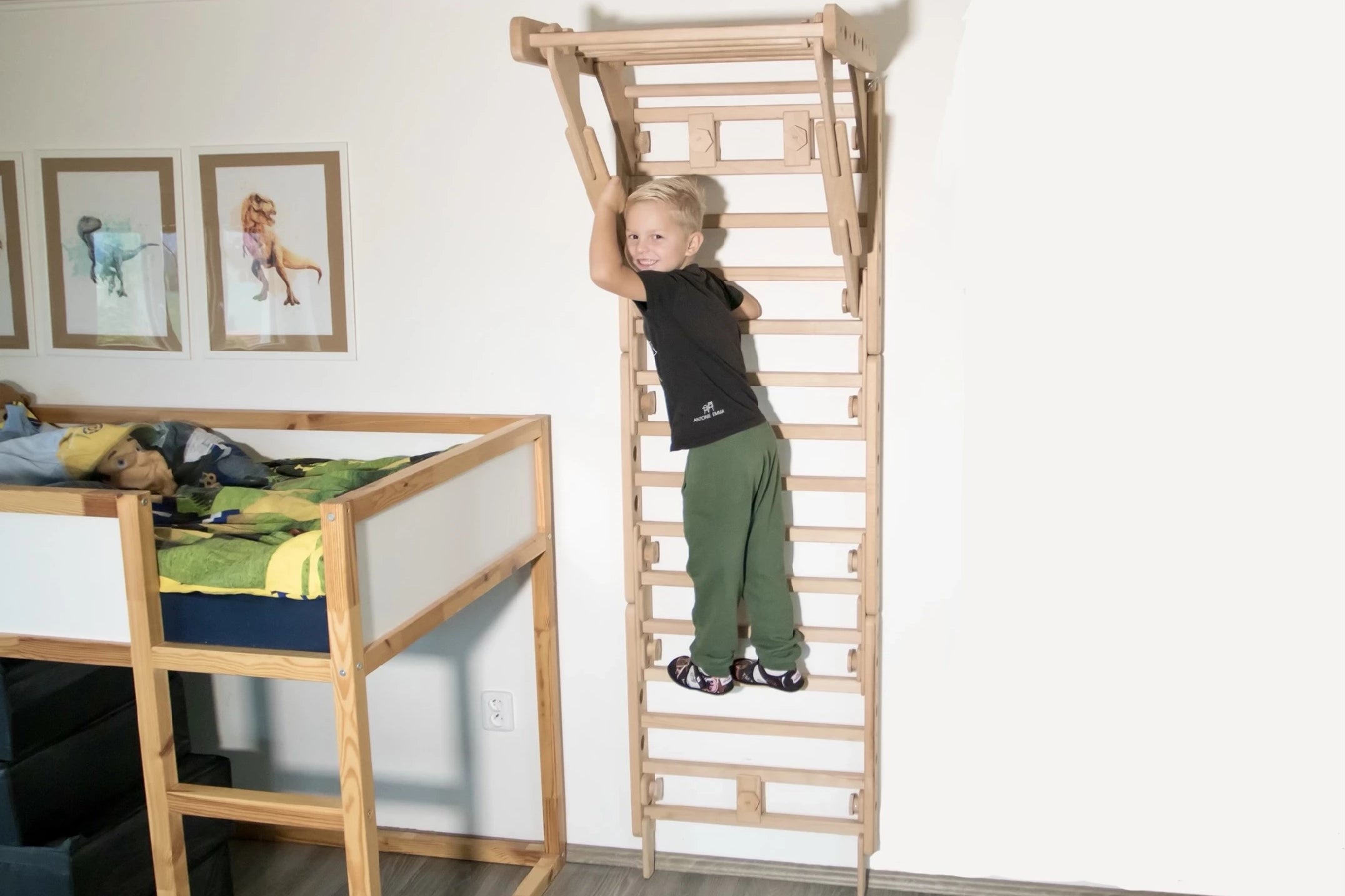Sprossenwand | EMMA MINI |  180 kg belastbar | 2–99 Jahre | 5+ Aufbauvarianten - Kletterling – einfach Kind sein
