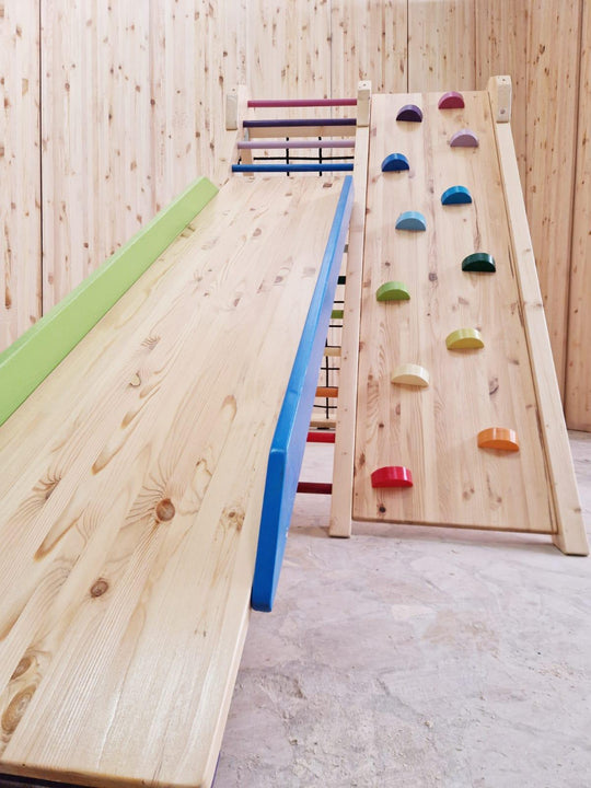Klettergerüst - Doppelklettergerüst mit Rutschbahn und Tafel - Kletterling – einfach Kind sein