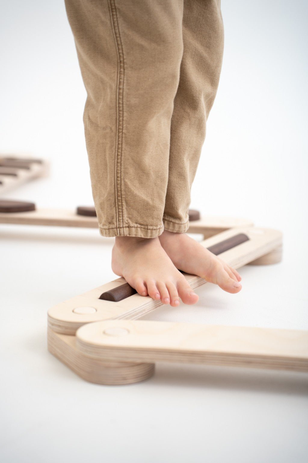 Happymoon Darkwood 8 Balance Beam Set - Kletterling – einfach Kind sein