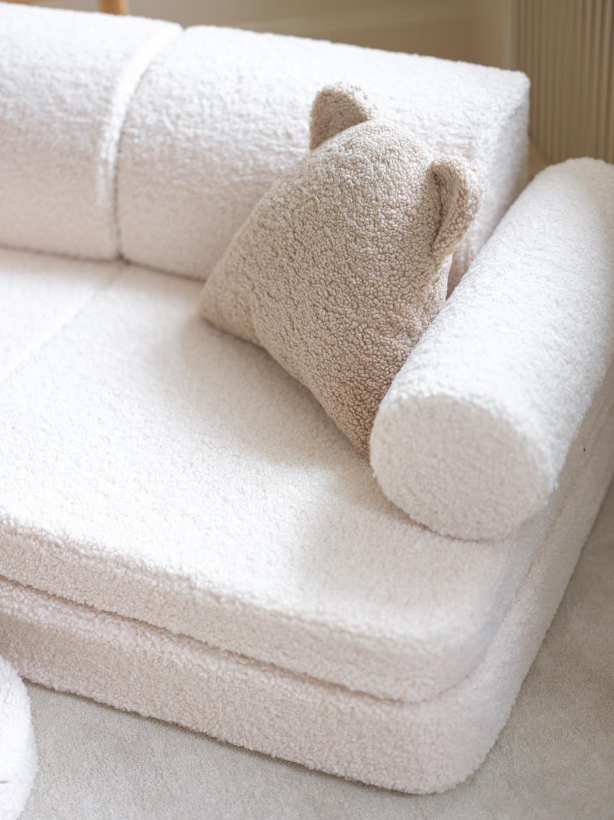 wigiwama Settee in Creme - Kindersofa und Spielsofa aus Teddy - Stoff - Kletterling – einfach Kind sein