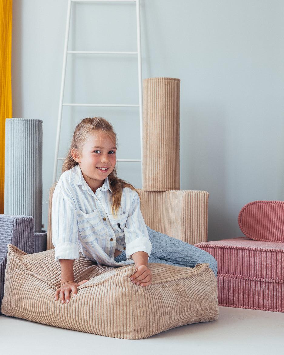 wigiwama Sitzkissen Ottoman in Beige aus Cord - Kletterling – einfach Kind sein