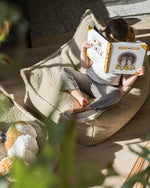 wigiwama Sitzsack Sessel in Beige aus Teddy - Stoff - Kletterling – einfach Kind sein