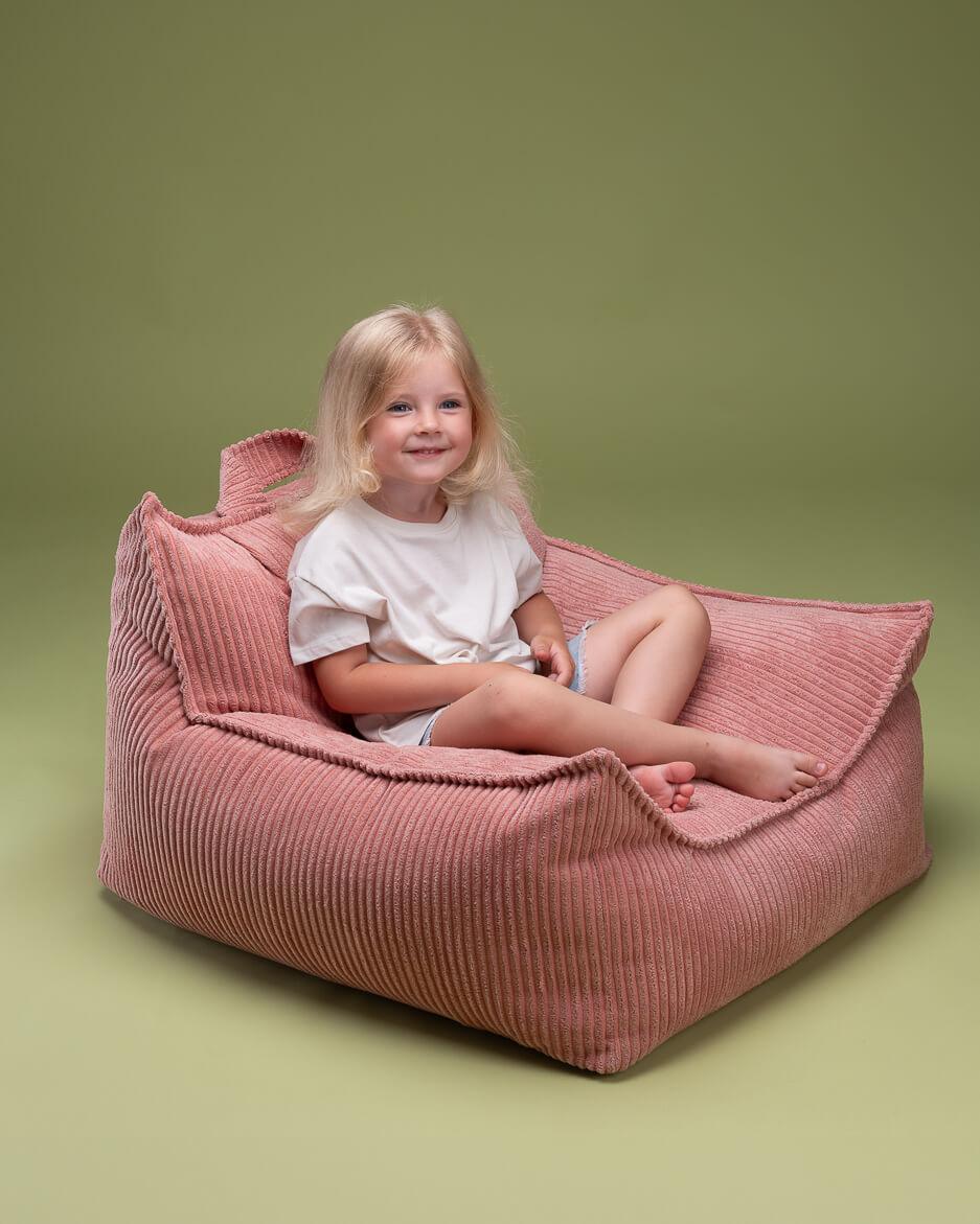 wigiwama Sitzsack Sessel in Altrosa aus Cord - Kletterling – einfach Kind sein