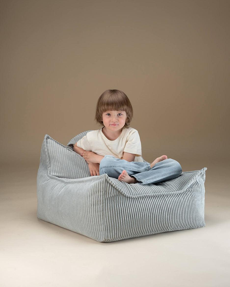 wigiwama Sitzsack Sessel in Softmint aus Cord - Kletterling – einfach Kind sein