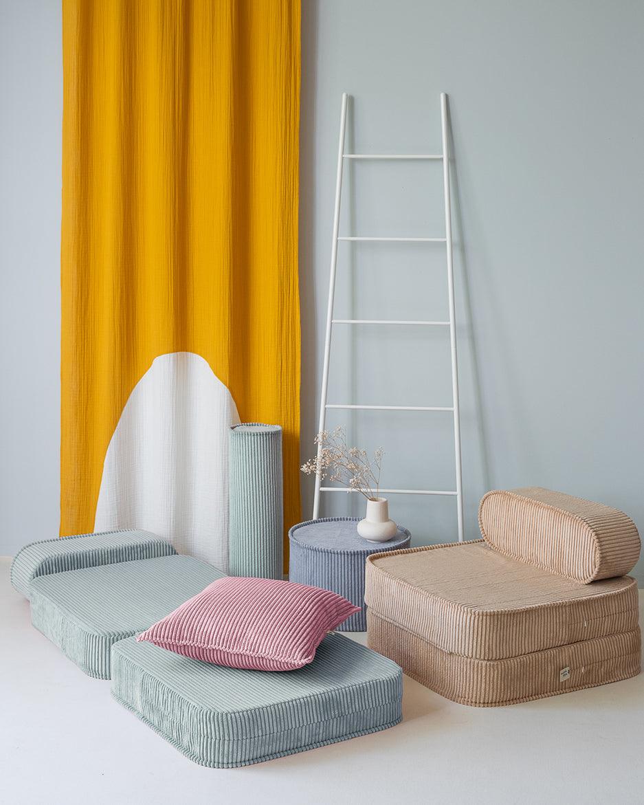 wigiwama Klappmatratze Klappsessel in Softmint aus Cord - Kletterling – einfach Kind sein
