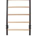 Metallische Sprossenwand STEEL 1 – Graphit mit Buchenholzsprossen | RINAGYM – Ansicht 5