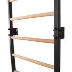 Metallische Sprossenwand STEEL 1 – Graphit mit Buchenholzsprossen | RINAGYM – Ansicht 7
