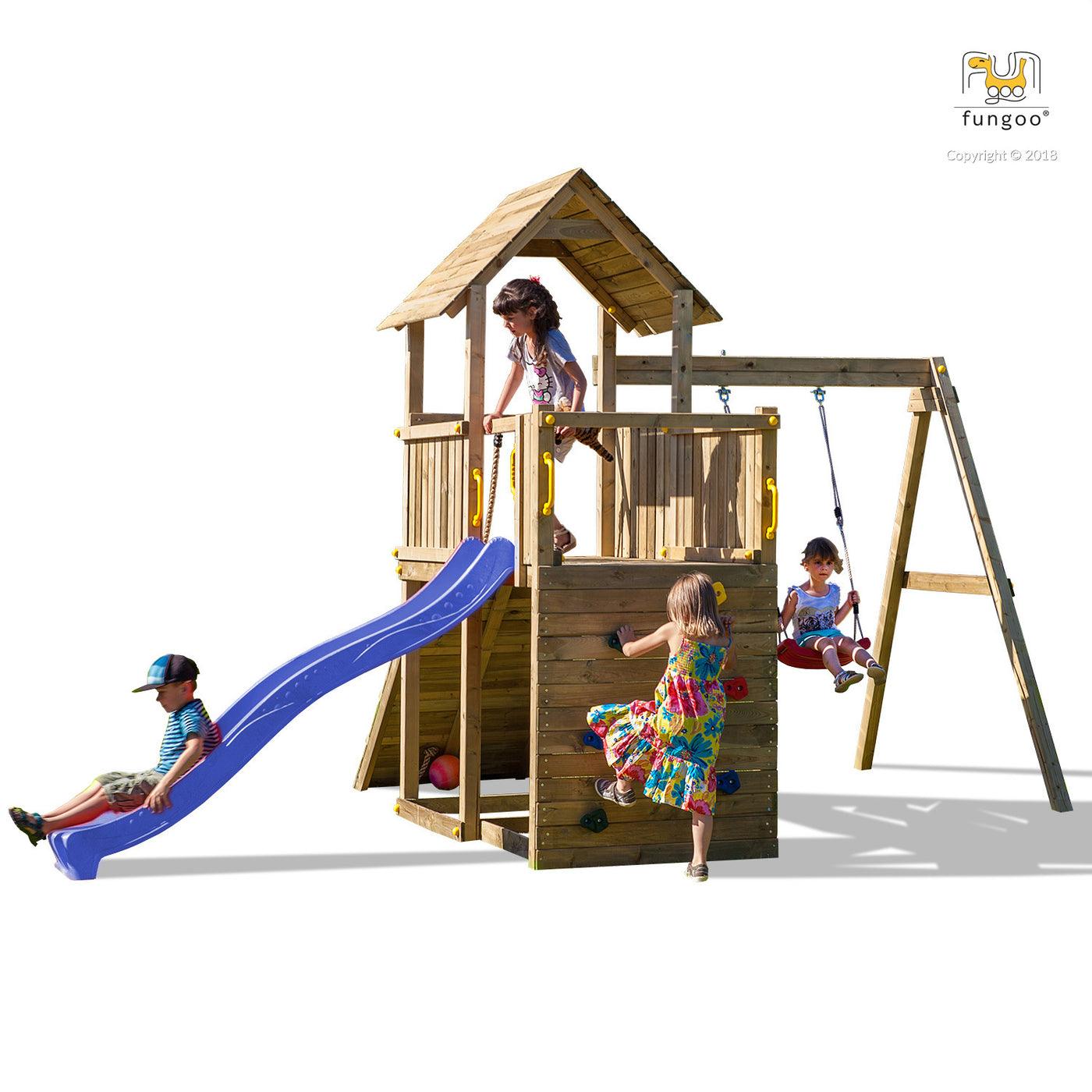 Spielturm Carol 3 KDI für bis zu 10 Kinder mit Rutsche, Holzdach, Griffe, Rampe, Schaukel und Kletterwand - Kletterling – einfach Kind sein