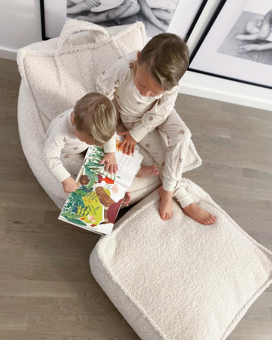 wigiwama Sitzkissen Ottoman in Creme aus Teddy - Stoff - Kletterling – einfach Kind sein