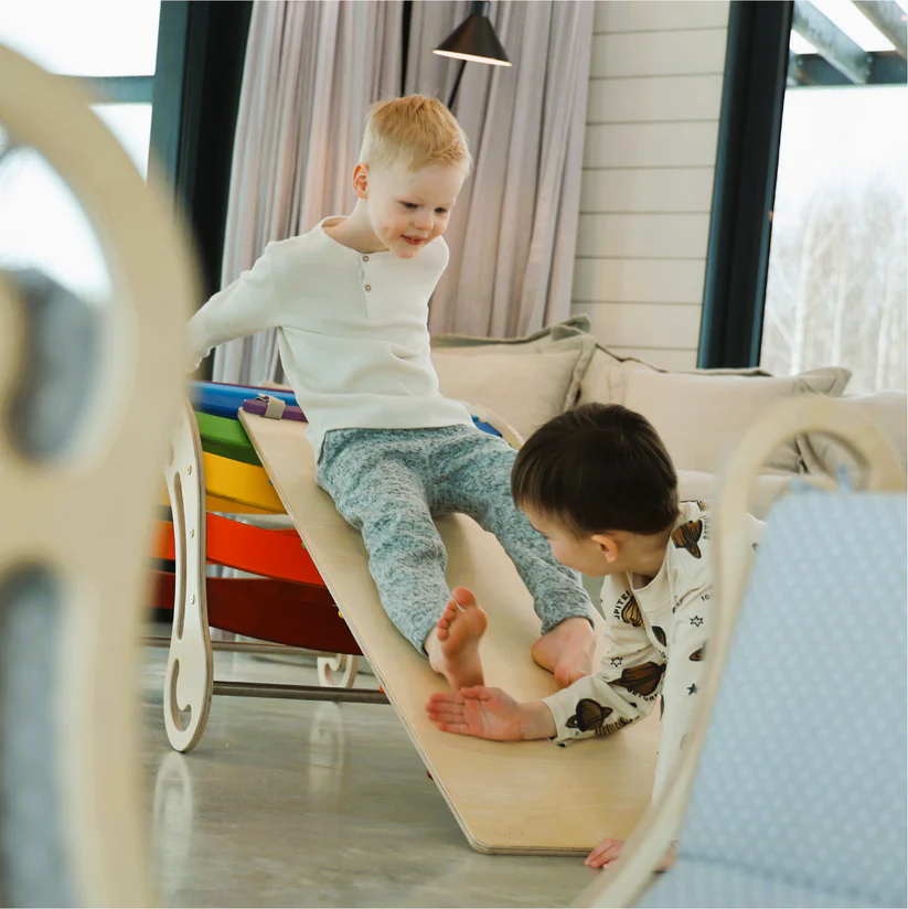 Spielset "Dynamik" bunt - Montessori-Bogen mit Rutsche und Kissen