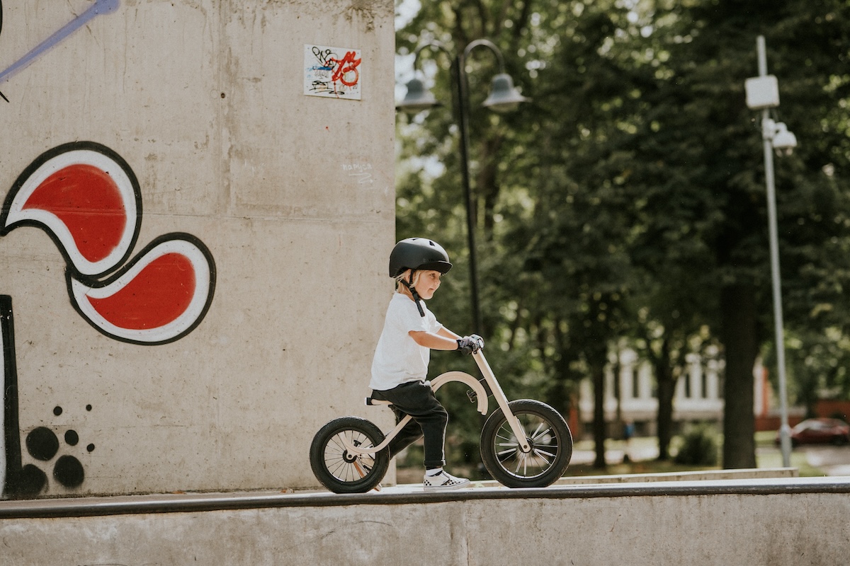 Balance Bike 3in1 aus Holz - mitwachsendes Laufrad für Kinder ab 6 Monaten bis 6 Jahre nur das Laufrad