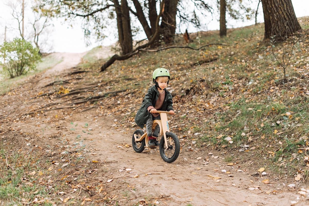 Balance Bike 3in1 aus Holz - mitwachsendes Laufrad für Kinder ab 6 Monaten bis 6 Jahre mit Downhill Erweiterung