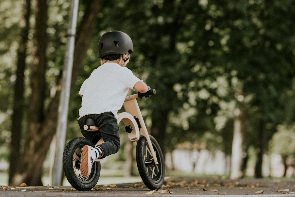 Balance Bike 3in1 aus Holz - mitwachsendes Laufrad für Kinder ab 6 Monaten bis 6 Jahre