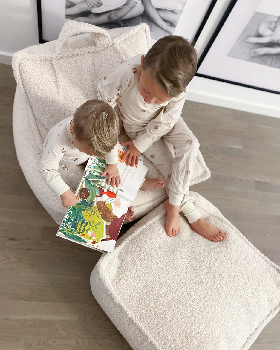 wigiwama Sitzsack Sessel in Creme aus Teddy-Stoff