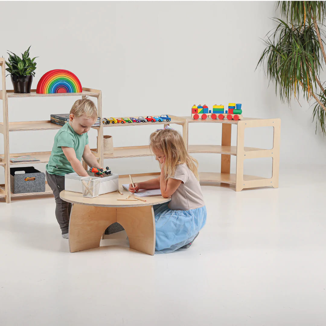 Montessori Tisch für Kinder im Alter von 1-6 Jahren