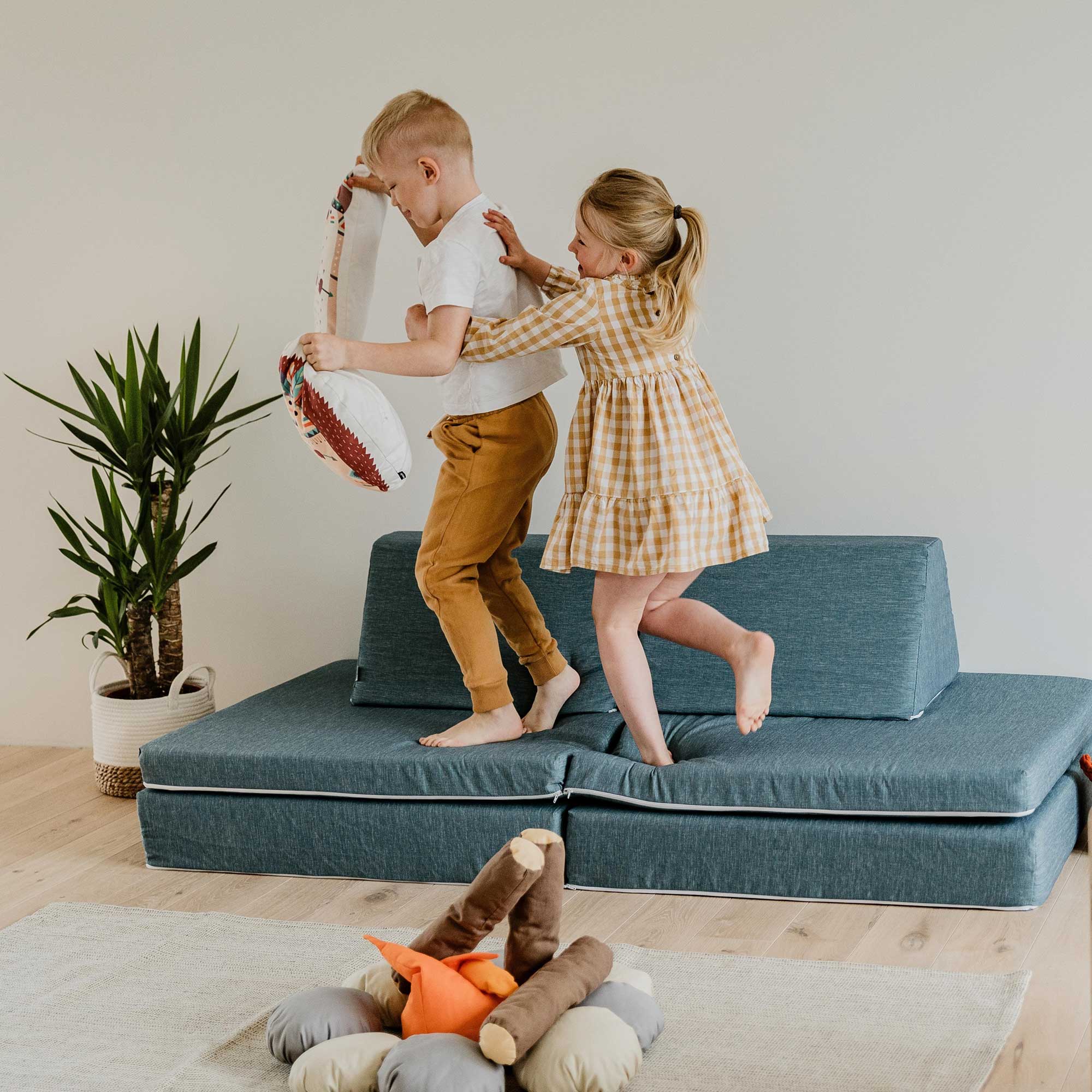 Universelles Kindersofa von monboxy in Türkis